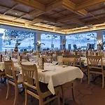 Отель Des Alpes 3*