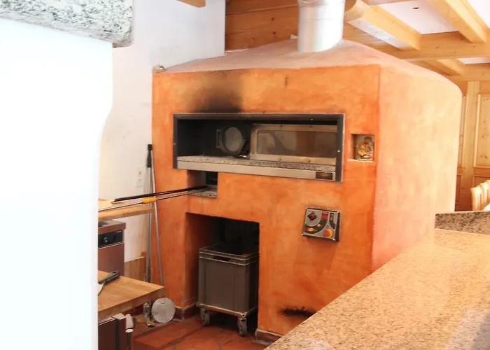 Des Alpes 3* Флимс