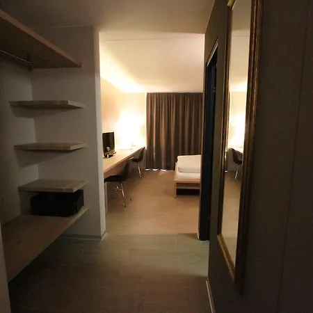 Des Alpes 3*