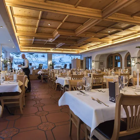 Des Alpes Hotel